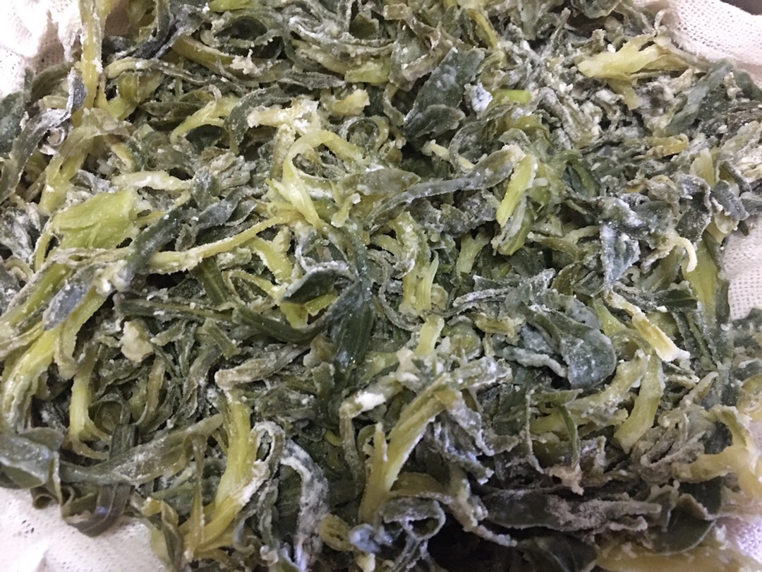Steamed noodles and vegetables