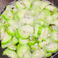 #唯有美食最粽要#丝瓜汤的做法图解3