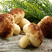 豆浆蘑菇包（豆沙馅）#方太一代蒸传#