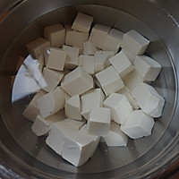 沙茶什锦豆腐（附豆腐炒不散秘诀）的做法图解3