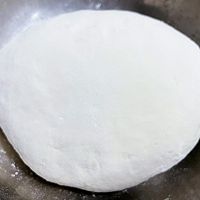 #鸡汁入家宴 感恩正当“食”#鸡汁虾仁鸡蛋韭菜盒子的做法图解2