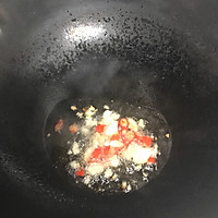 呛炒生菜的做法图解2