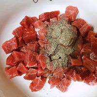 #牛气冲天#【土豆牛肉盖饭】的做法图解2