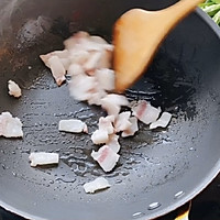 #夏日消暑，非它莫属#燃烧吧辣椒炒肉的做法图解1
