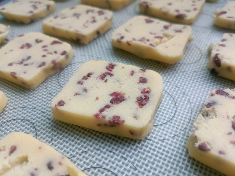 美食美刻之蔓越莓曲奇饼干的做法