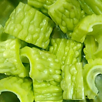 苦瓜红烧肉的做法图解3