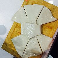 小油饼#九阳电煎锅36K1#的做法图解7