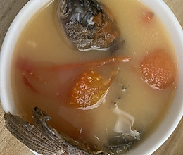 禾花鱼番茄汤的做法