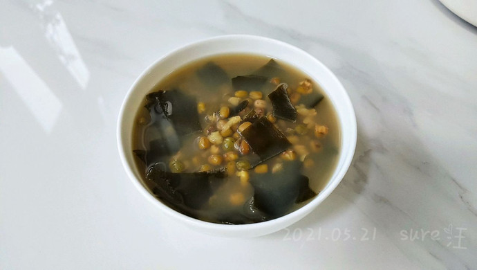 焖烧绿豆海带汤