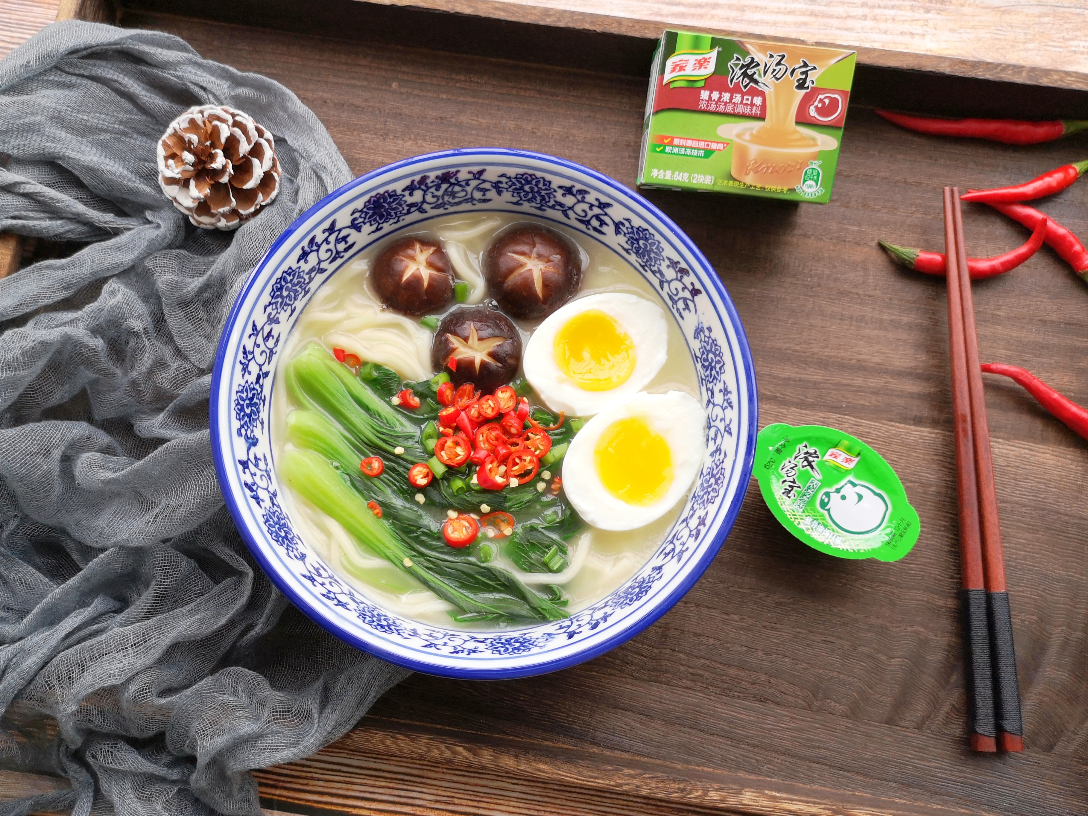 Noodles with porpoise bone