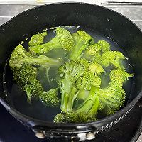 #轻食季怎么吃#明星同款豆皮三明治的做法图解4