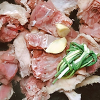 家常菜【芋子闷鸭肉】的做法图解1