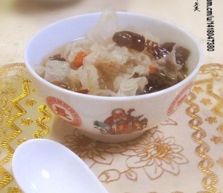 红枣银耳羹