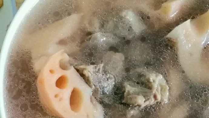 莲藕排骨汤