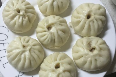 香葱肉包子