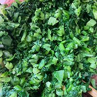 三鲜大馄炖、香菇、青菜、肉馅的做法图解5