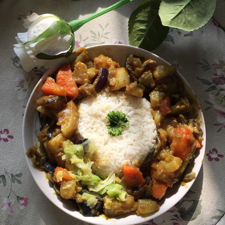 咖喱土豆饭的做法