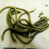 肉末酸豆角的做法图解1