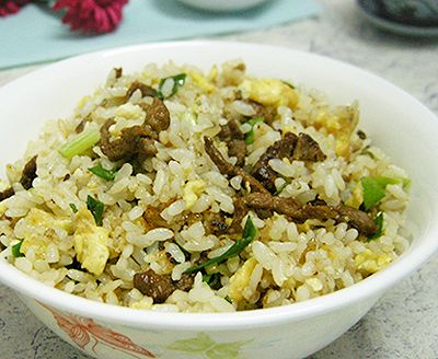 牛肉丝鸡蛋炒饭