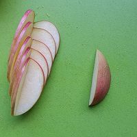 花样切苹果～树叶苹果的做法图解5
