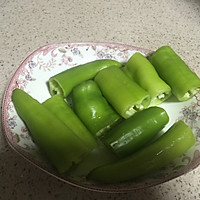 皮蛋青椒的做法图解1