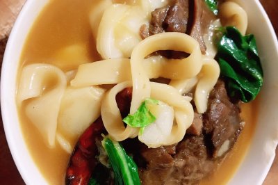 牛肉手擀面