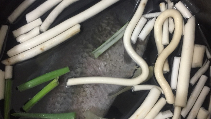 通草鲫鱼汤