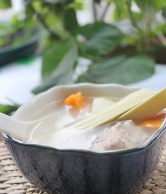竹蔗马蹄排骨汤