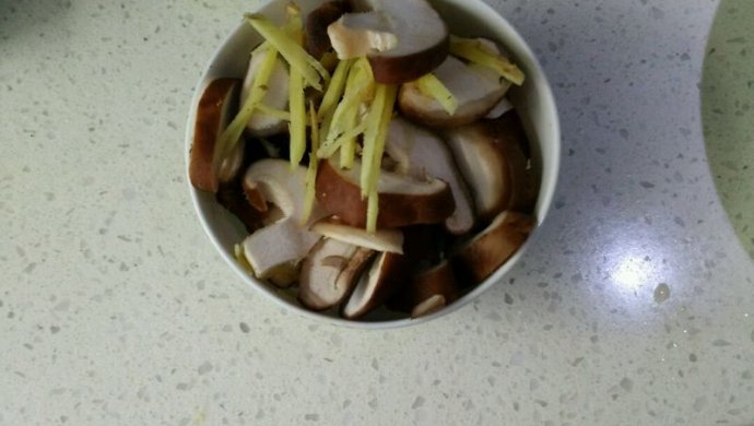 阿杰香菇鸭血鱼丸汤