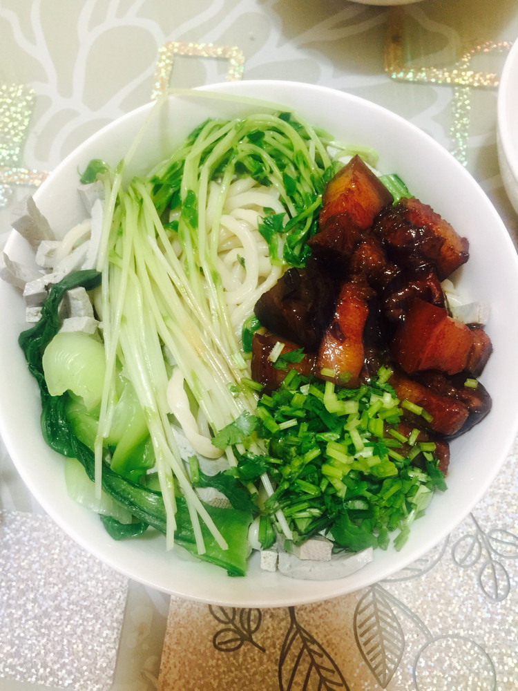 红烧卤肉面的做法