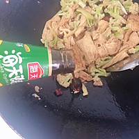 炸腐竹炒花菜的做法图解11