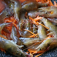 胡萝卜粉丝鲜虾饭的做法图解3