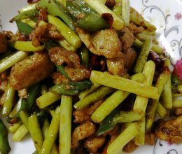 蒜苔烧肉片的做法