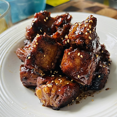 不加一滴水的经典本帮菜—糖醋排骨