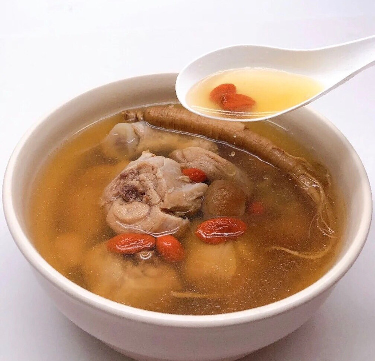 高丽参炖鸡汤的做法的做法