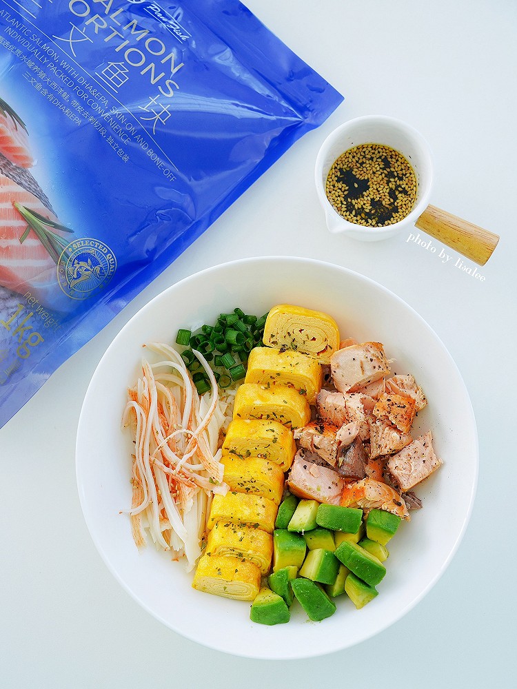 低卡轻食|高蛋白三文鱼波奇饭的做法