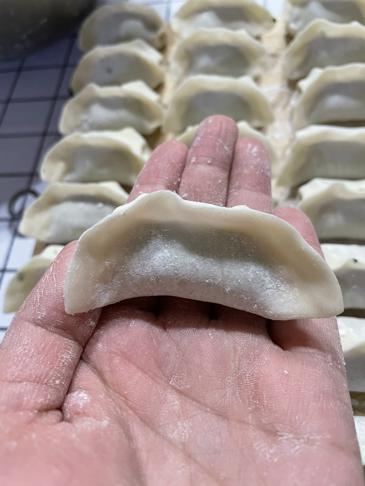 荠菜饺子的做法