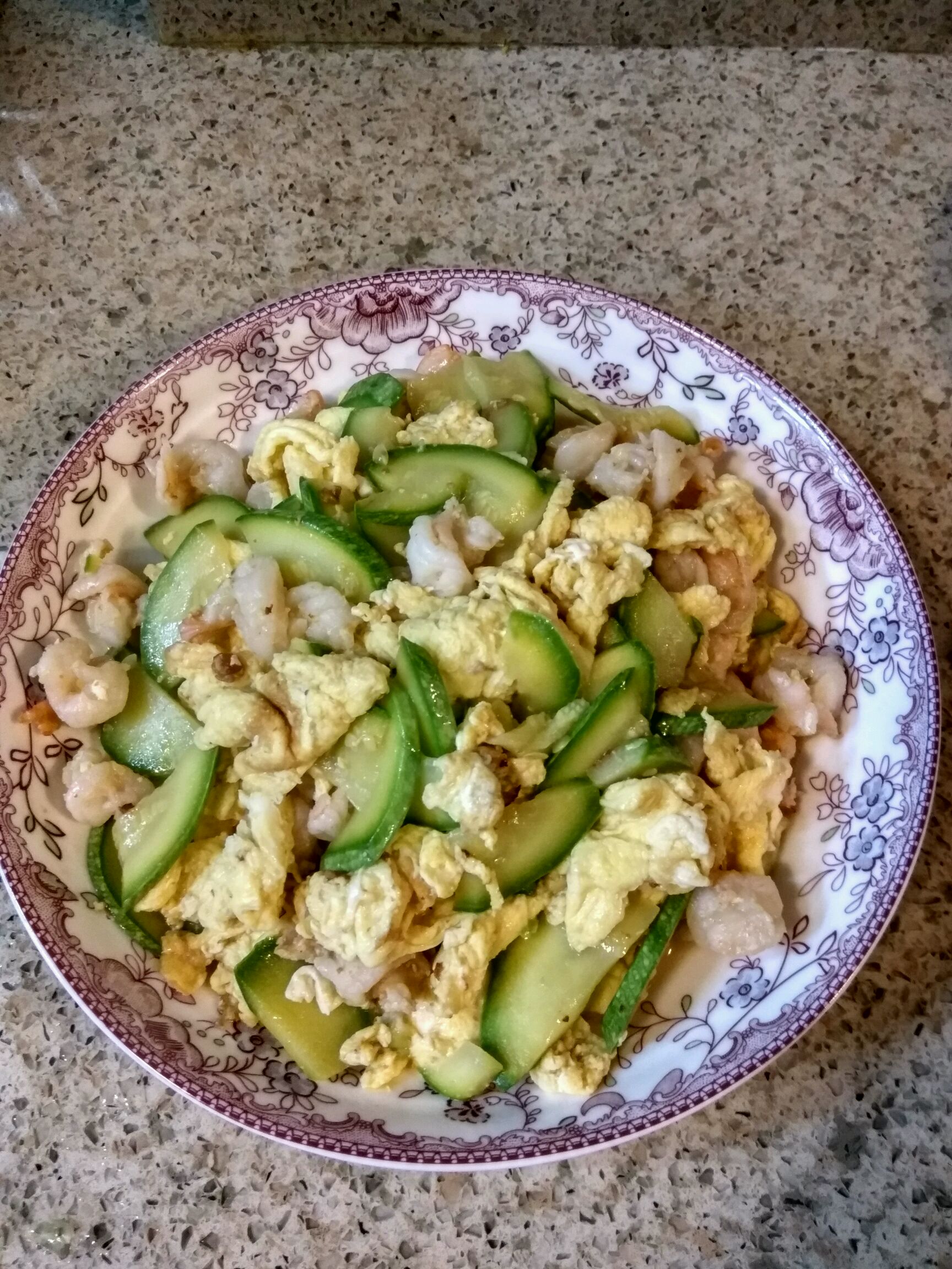 Fried shrimps and eggs with Xihu