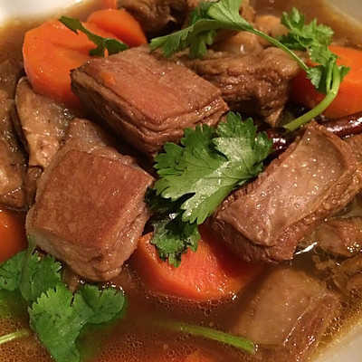 香喷喷红烧萝卜羊肉煲