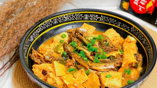 #豪吉小香风 做菜超吃香#大豆腐炖海鯰鱼的做法