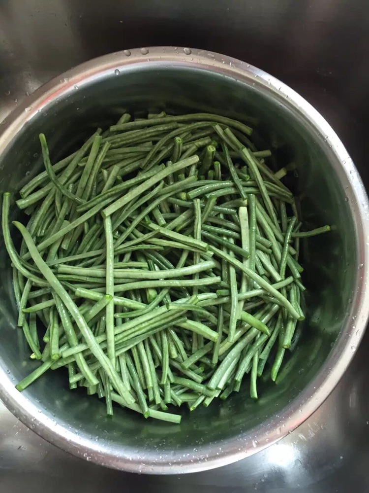 牛肉焖豇豆的做法图解3
