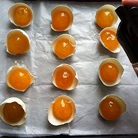 苏式月饼——蛋黄酥的做法图解5