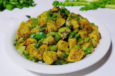 芝麻辣孜蛋炒馍