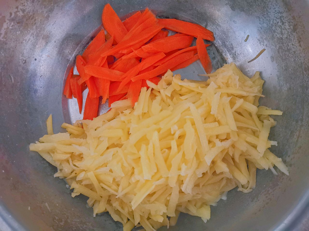 土豆胡萝卜炒肉片怎么做_土豆胡萝卜炒肉片的做法_豆果美食