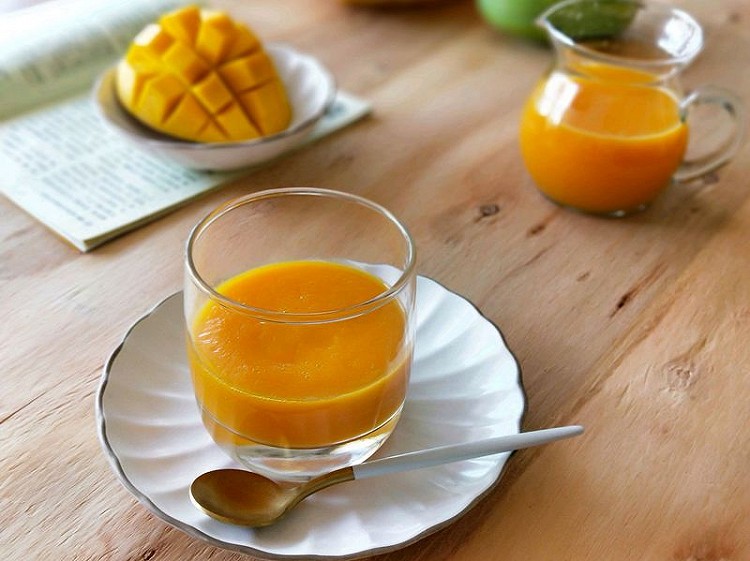 胡萝卜芒果汁的做法