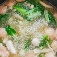 #少盐饮食 轻松生活#菌菇虾滑汤的做法图解10