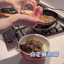牛肉盖饭