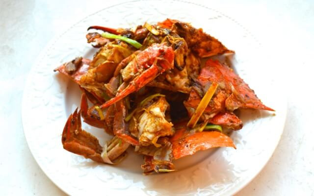 粤式葱姜炒蟹 | 做好螃蟹，从处理活蟹开始的做法