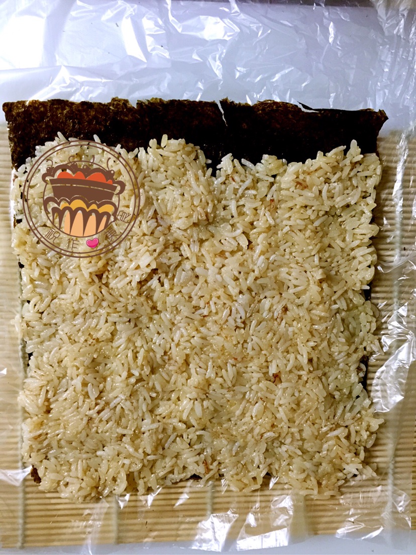 三文鱼寿司卷的做法图解6