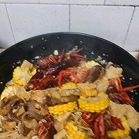 小龙虾焖面的做法图解6